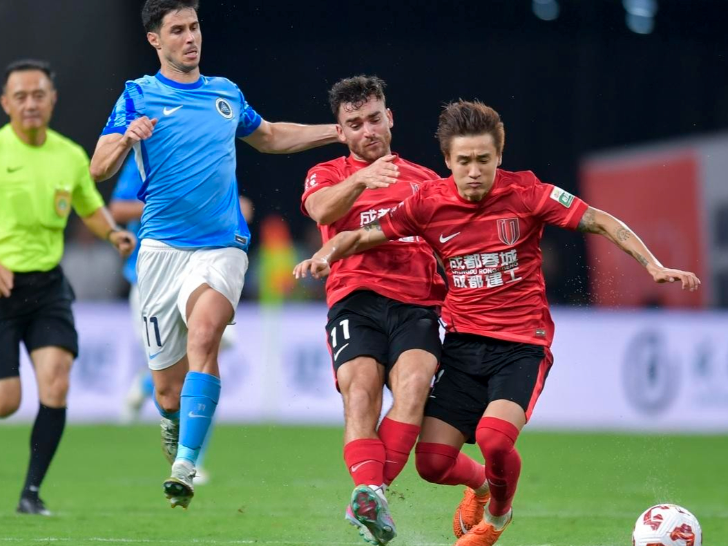 关于深圳男篮迎葡超关键赛，集结日外线爆发，媒体盛赞，数据趋势出现新变化的信息