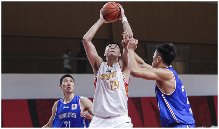 葡超国际比赛日再迎强敌；深圳男篮更衣室发声；主帅态度——底气十足；训练强度明显提升的简单介绍